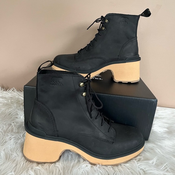 {Sorel} Hi-Line Waterproof Lace-Up Boot in Black / Tawny Buff - Womens 11 - NWT - Picture 1 of 9